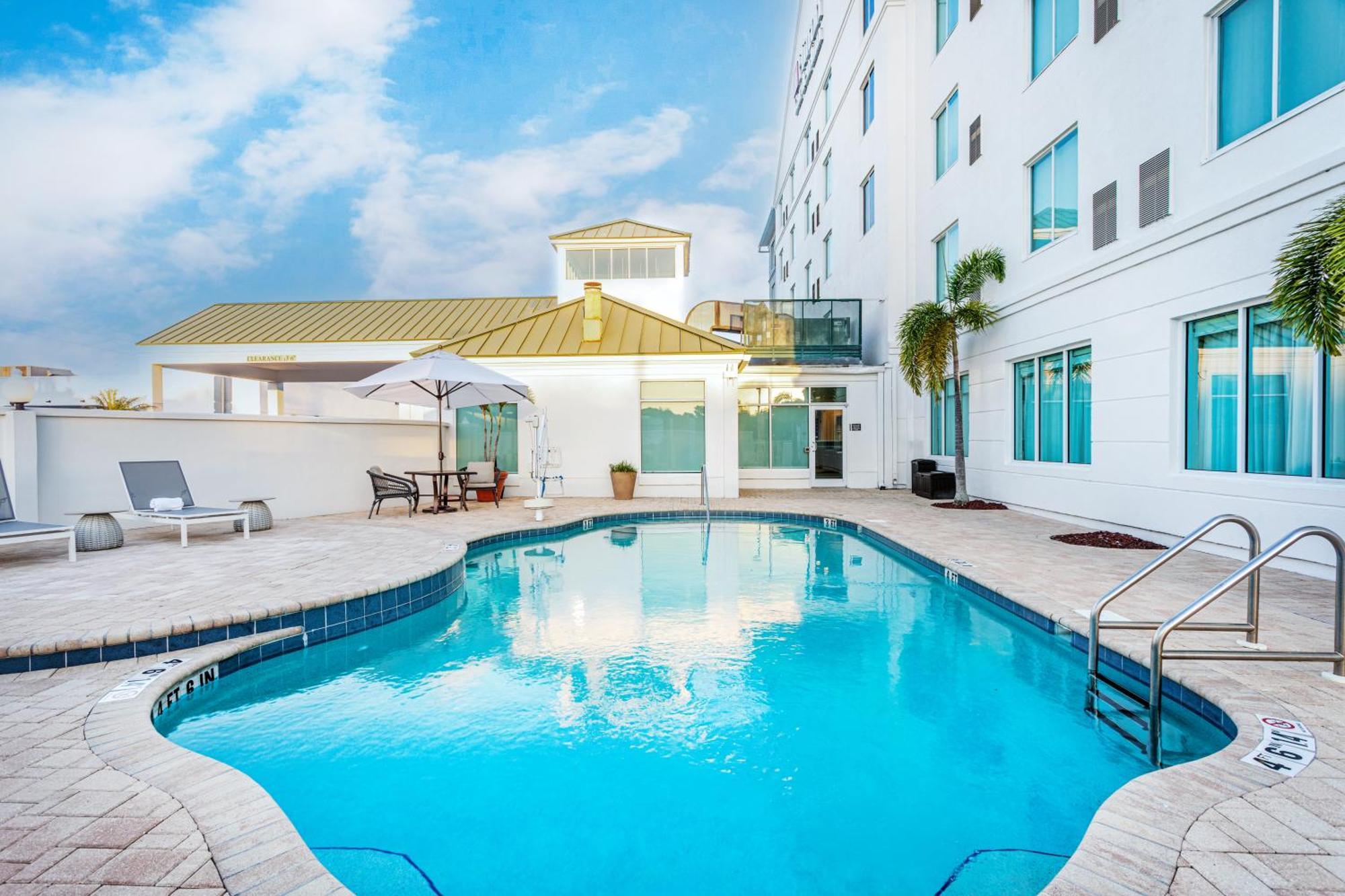 Hilton Garden Inn Tampa Northwest/Oldsmar Exteriör bild