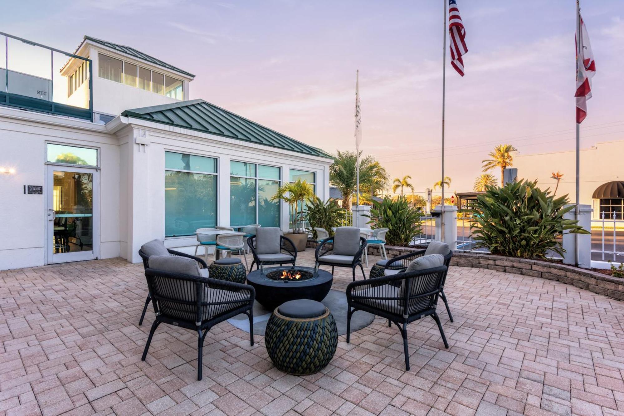 Hilton Garden Inn Tampa Northwest/Oldsmar Exteriör bild